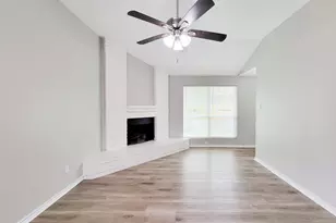 15814 Murrelet Ct, Humble, TX 77396 - Photo 9