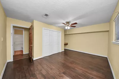 11115 Opal Glen Ln, Houston, TX 77075 - Photo 13