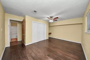 11115 Opal Glen Ln, Houston, TX 77075 - Photo 13