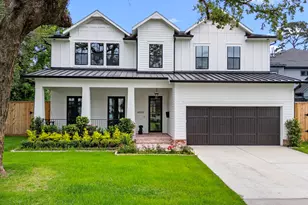 4902 Oak Forest Dr, Houston, TX 77018 - Photo 1