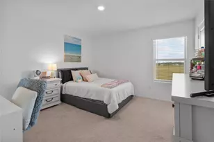 7207 Hillside Ave, Mont Belvieu, TX 77523 - Photo 19