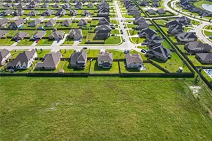 7207 Hillside Ave, Mont Belvieu, TX 77523 - Photo 33