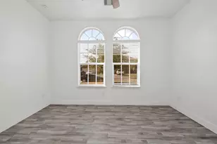 6439 Brimridge Ln, Houston, TX 77048 - Photo 5
