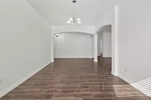 6439 Brimridge Ln, Houston, TX 77048 - Photo 11