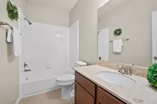 6439 Brimridge Ln, Houston, TX 77048 - Photo 7