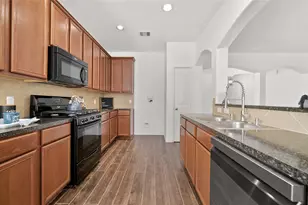 6439 Brimridge Ln, Houston, TX 77048 - Photo 17