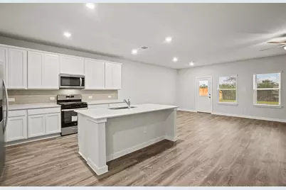 25444 Blossom Court, Montgomery, TX 77316 - Photo 3