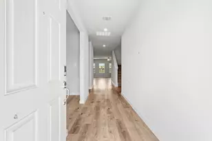 25444 Blossom Ct, Montgomery, TX 77316 - Photo 3