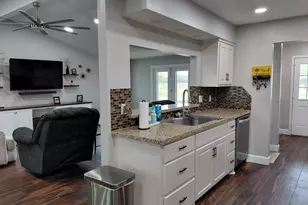 3831 County Rd 211, Danbury, TX 77534 - Photo 11