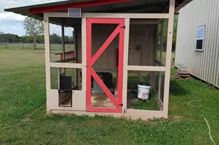 3831 County Rd 211, Danbury, TX 77534 - Photo 9