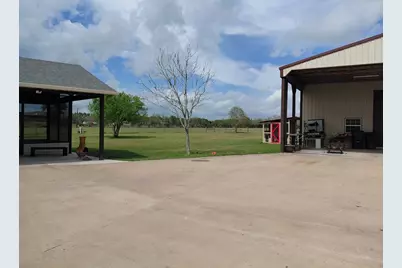 3831 County Road 211, Danbury, TX 77534 - Photo 3