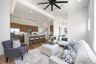322 Janisch, Houston, TX 77018 - Photo 1