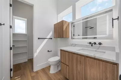 322 Janisch, Houston, TX 77018 - Photo 13