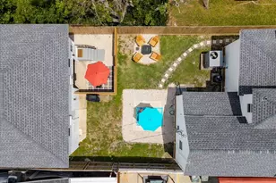 3624 Ave S 1/2, Galveston, TX 77550 - Photo 3