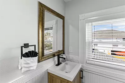 3624 Avenue S 1/2, Galveston, TX 77550 - Photo 23