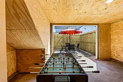 3624 Avenue S 1/2, Galveston, TX 77550 - Photo 27