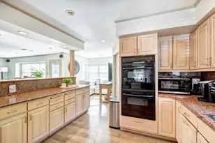 12511 Boheme Dr, Houston, TX 77024 - Photo 9