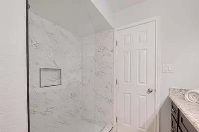 4410 Belle Hollow Dr Drive, Houston, TX 77084 - Photo 37