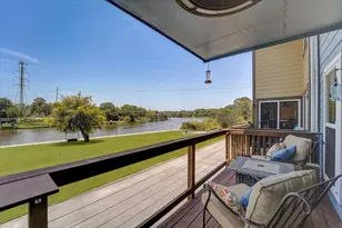 2127 Casa Rio Cir, Dickinson, TX 77539 - Photo 25