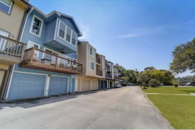 2127 Casa Rio Circle, Dickinson, TX 77539 - Photo 39