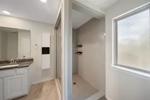 708 Ivory Manor Dr, Houston, TX 77018 - Photo 13