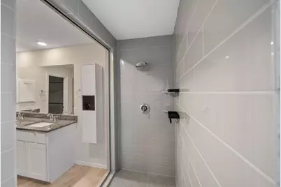 708 Ivory Manor Drive, Houston, TX 77018 - Photo 15