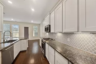 708 Ivory Manor Dr, Houston, TX 77018 - Photo 7