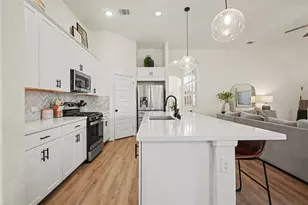 2303 Tobarra Ln, League City, TX 77573 - Photo 9