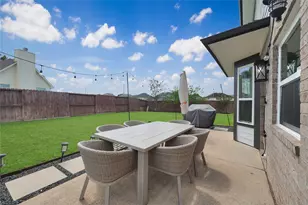 1802 Rockwall Ct, Sugar Land, TX 77479 - Photo 37