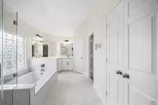 1802 Rockwall Ct, Sugar Land, TX 77479 - Photo 33