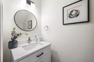 1802 Rockwall Ct, Sugar Land, TX 77479 - Photo 25
