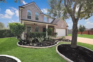 1802 Rockwall Ct, Sugar Land, TX 77479 - Photo 3