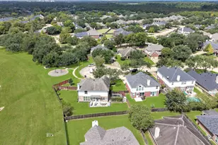 1802 Rockwall Ct, Sugar Land, TX 77479 - Photo 45