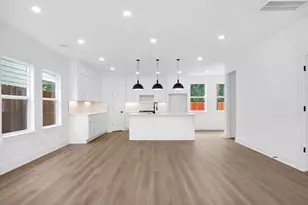 2511 Garapan St, Houston, TX 77091 - Photo 5