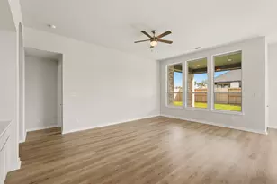 12227 Hudson Dr, Mont Belvieu, TX 77523 - Photo 11