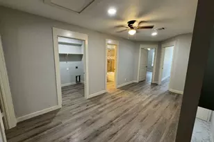 5802 Twisted Pine Ct, Houston, TX 77039 - Photo 9