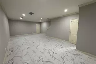 5802 Twisted Pine Ct, Houston, TX 77039 - Photo 3