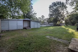 350 W Smith St, Sour Lake, TX 77659 - Photo 27