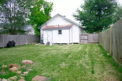 1310 4th Street, Rosenberg, TX 77471 - Photo 21