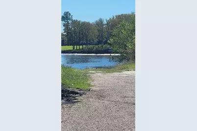 12018 Sandpiper Road, Angleton, TX 77515 - Photo 41