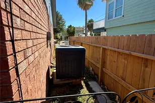 5420 Avenue O, Galveston, TX 77551 - Photo 35