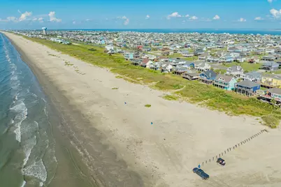 21514 Kennedy Drive, Galveston, TX 77554 - Photo 45