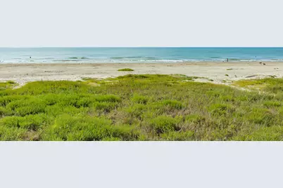 21514 Kennedy Drive, Galveston, TX 77554 - Photo 7