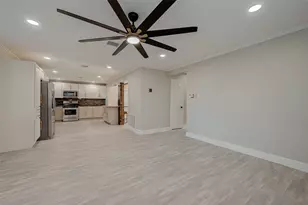 15314 Chestnut Falls Dr, Cypress, TX 77433 - Photo 9