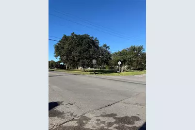 203 N Orange Street, Sweeny, TX 77480 - Photo 1