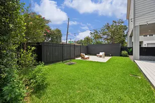 7702 Jacquelyn Oaks Rd, Houston, TX 77055 - Photo 35