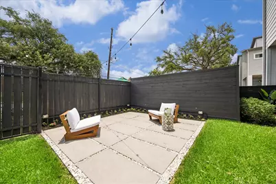 7702 Jacquelyn Oaks Road, Houston, TX 77055 - Photo 27