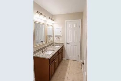 11 Hickory Oak Drive, The Woodlands, TX 77381 - Photo 11