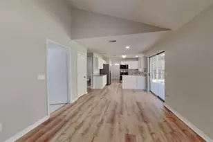38 Still Corner Pl, The Woodlands, TX 77381 - Photo 7