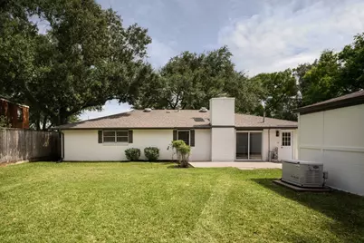 10618 Wickersham Lane, Houston, TX 77042 - Photo 31